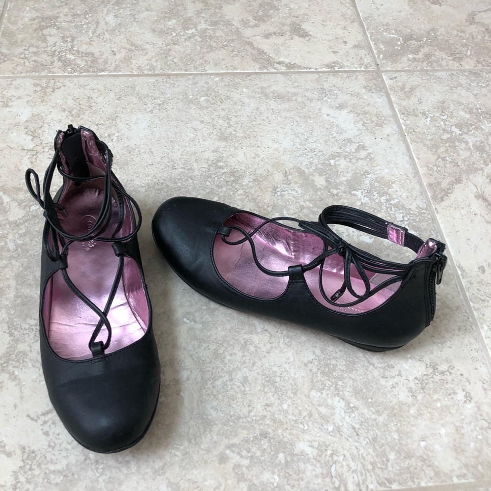 Candie’s - Flats - black - girls 4 Med